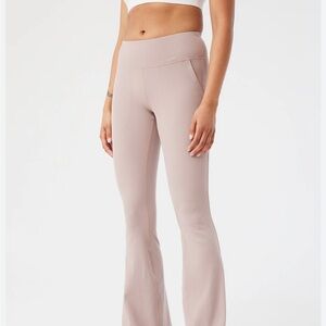 Outdoor Voices Superform Rib Flare Pant Mocha